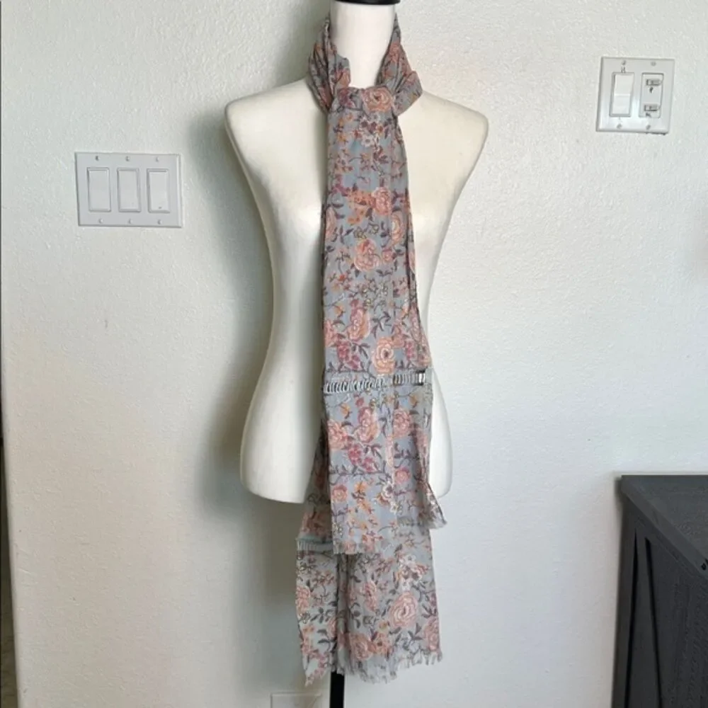 Ann Taylor LOFT Womens Floral Scarf OS Rectangle Fringe Crochet Spring Pink Blue